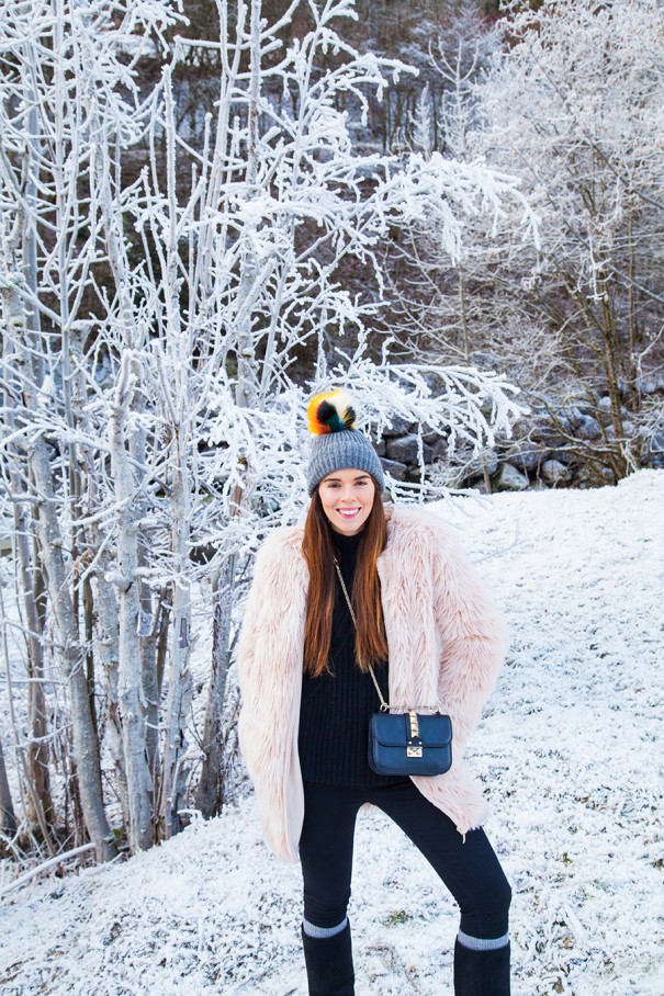 irene colzi fashion blogger , fashion influencer , come vestirsi per andare sulla neve