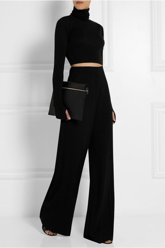 come indossare i crop top come indossare i crop top