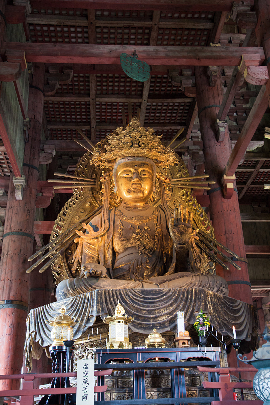 statua del tempio di nara