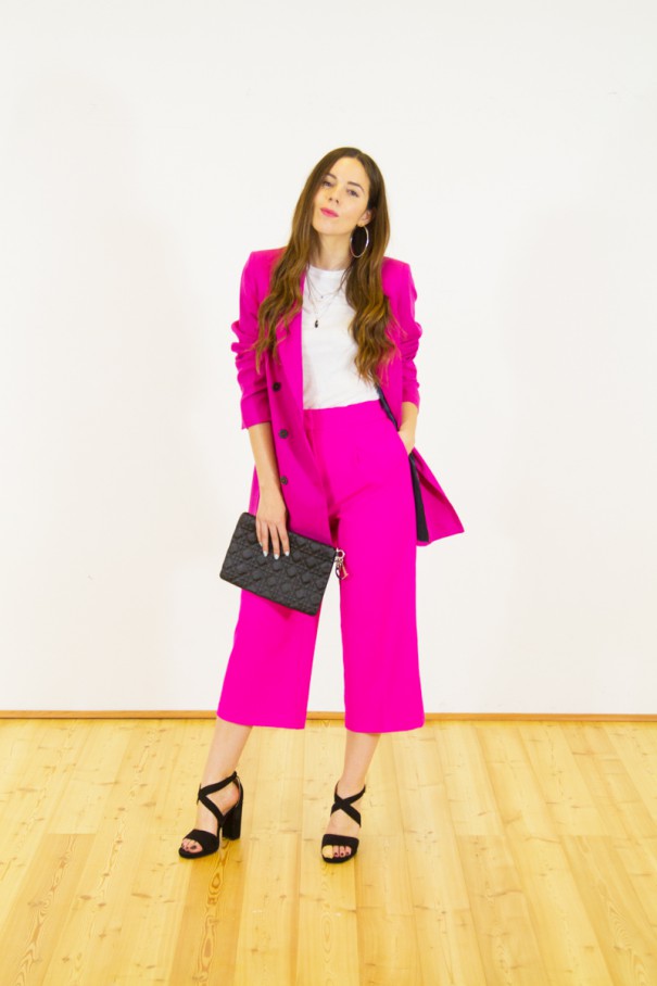 Completo tailleur estivo fucsia: un look che amo!