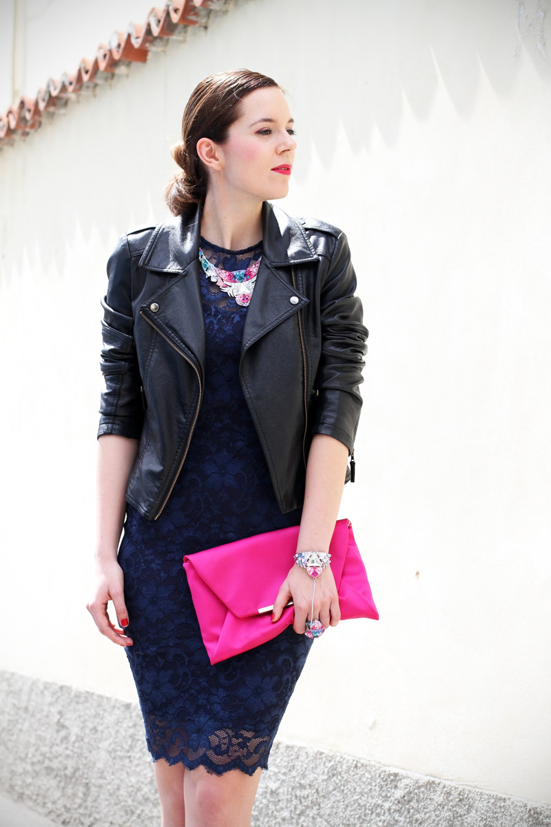 casual chic | outfit | look | streetstyle | look casual | outfit casual | swarovski | vestito pizzo | tubino di pizzo | stivaletti