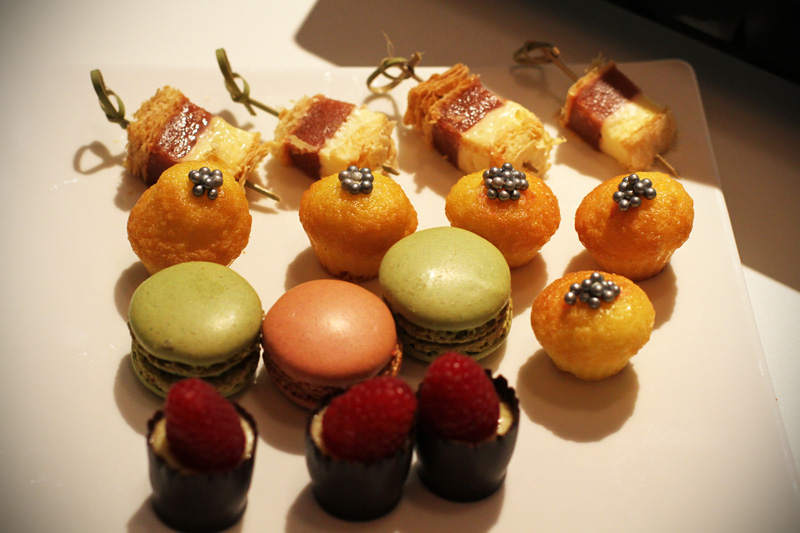 aperitivo | happy hour | aperitivo fashion | break | macarons
