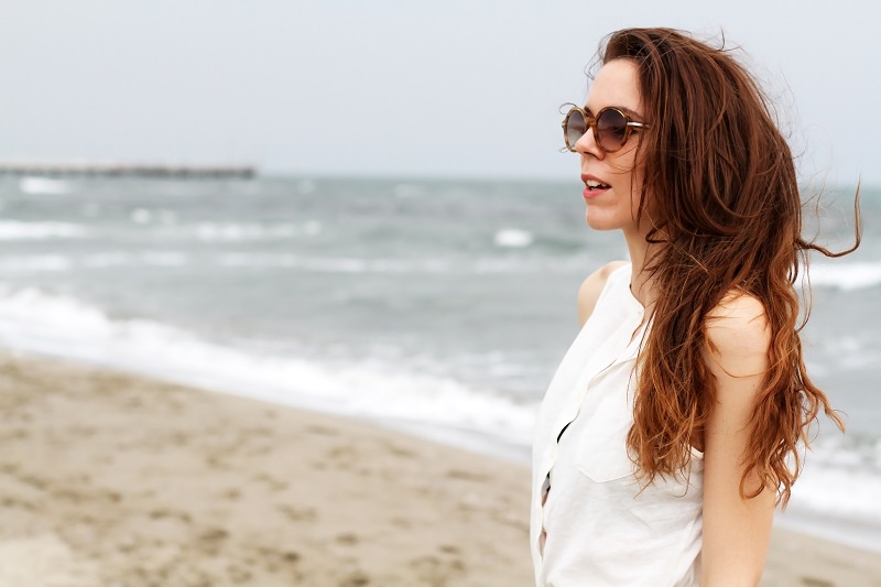 capelli castani | ragazza al mare |  outfit | look | forte dei marmi | mare | spiaggia (3)