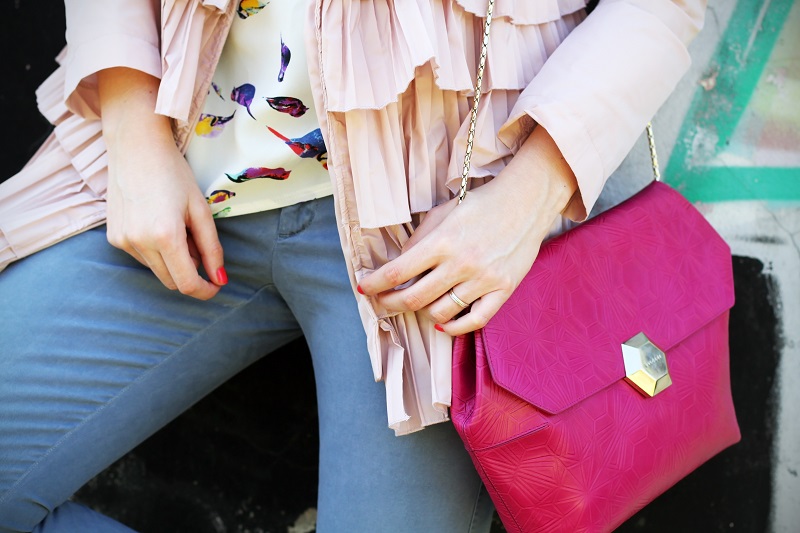 dettagli | fashion details | borsa bulgari | borsa bvlgari | borsa fucsia 