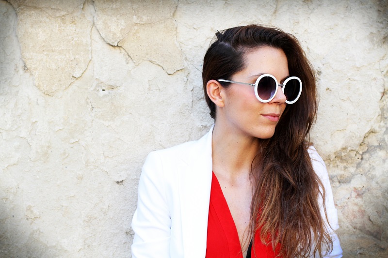 blazer | blazer bianco | giacca bianca | occhiali da sole rotondi | occhiali da sole |moda | fashion | fashion blogger | streetstyle | outfit | look