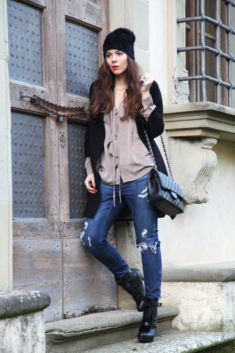 JEANS STRAPPATI