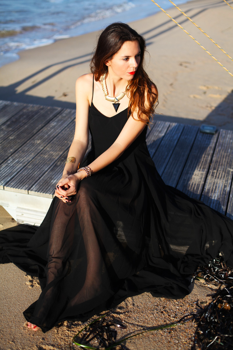 vestito lungo nero trasparente 