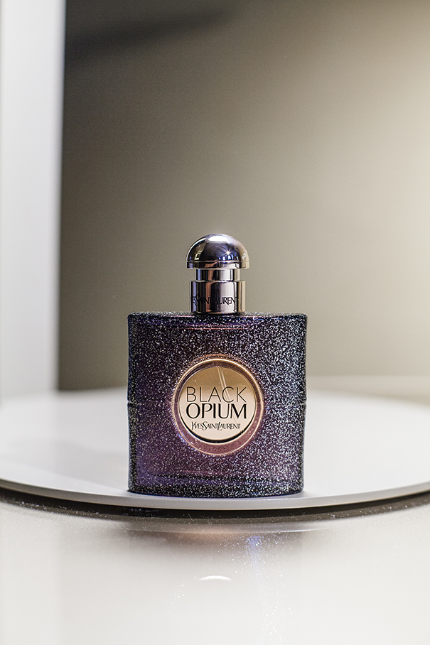 Black Opium Nuit Blanche Yves Saint Laurent YSL