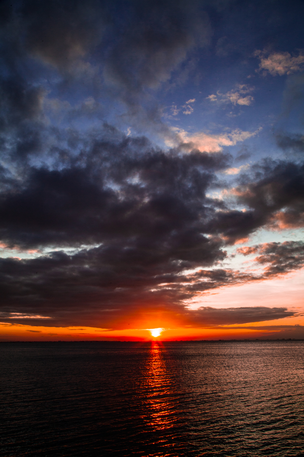 sunset manila bay