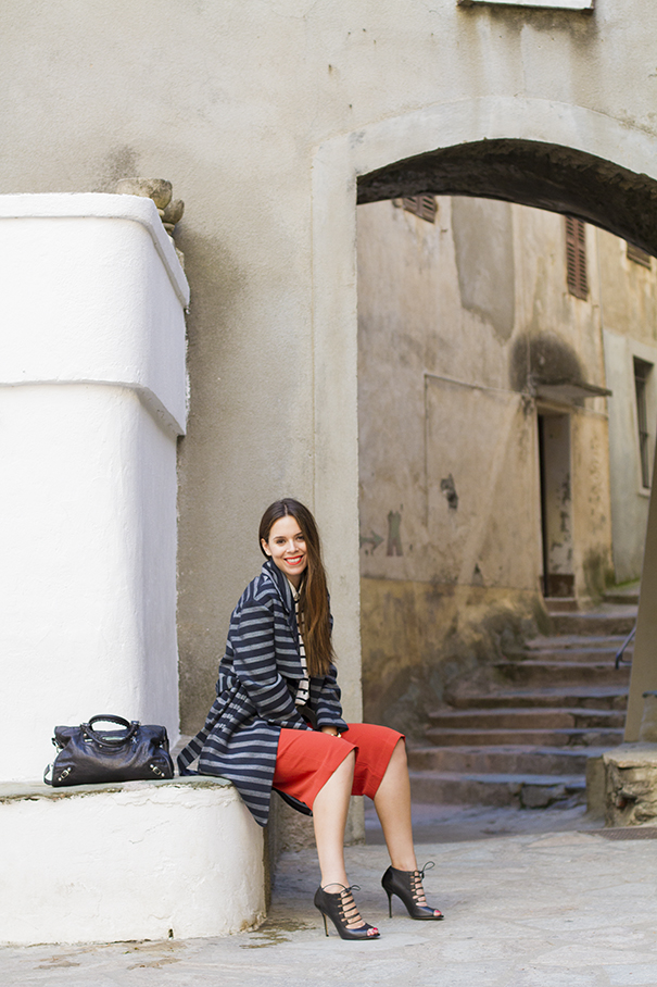 come abbinare le righe su righe | come mettere capi con righe | cappotto a righe | come indossare le righe
