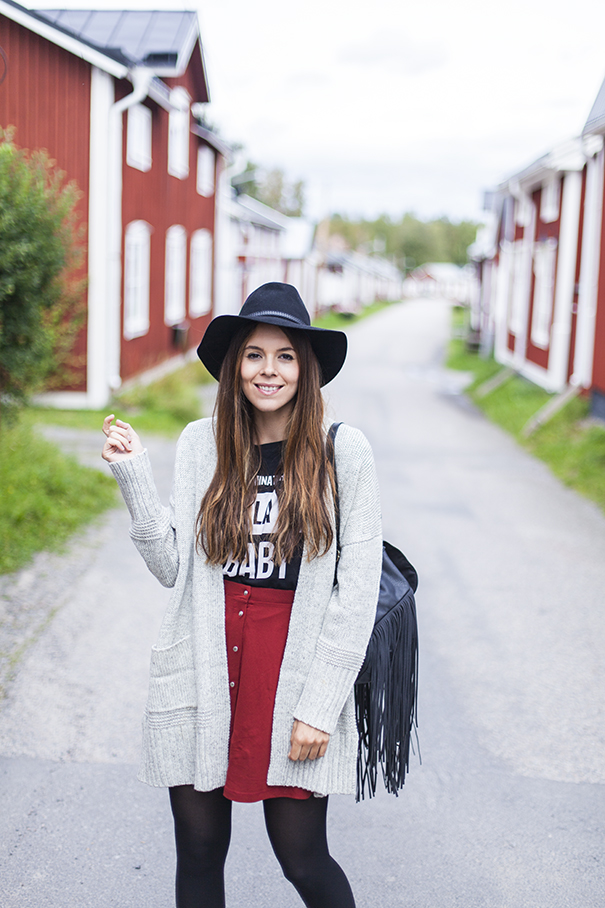 gonna rossa | cardigan lungo | cardigan morbido | irene colzi | fashion influencer