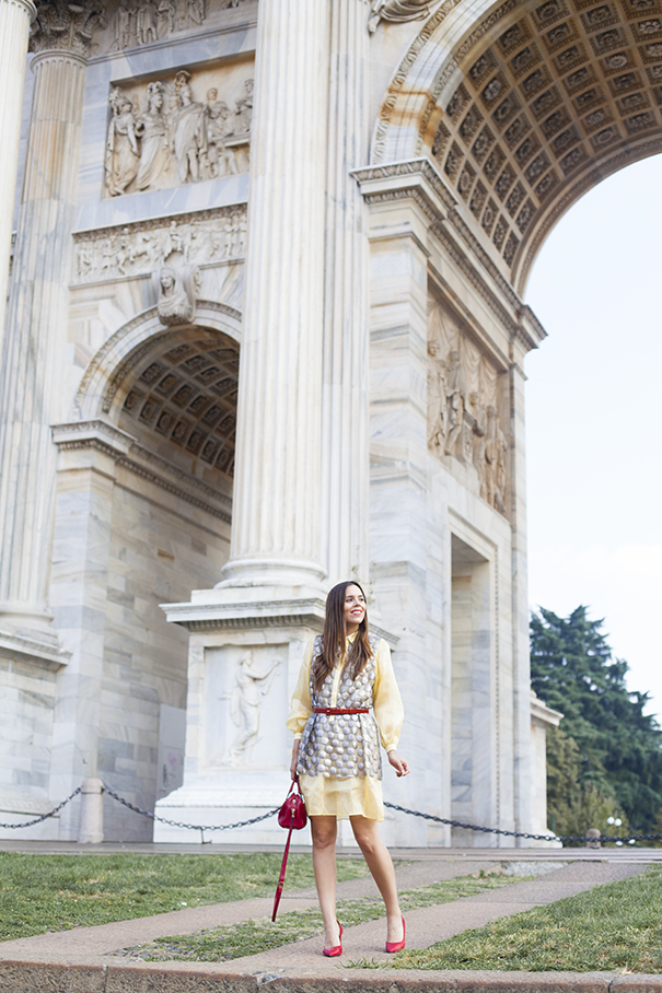 irene colzi | come indossare le scarpe rosse | come abbinare borsa rossa