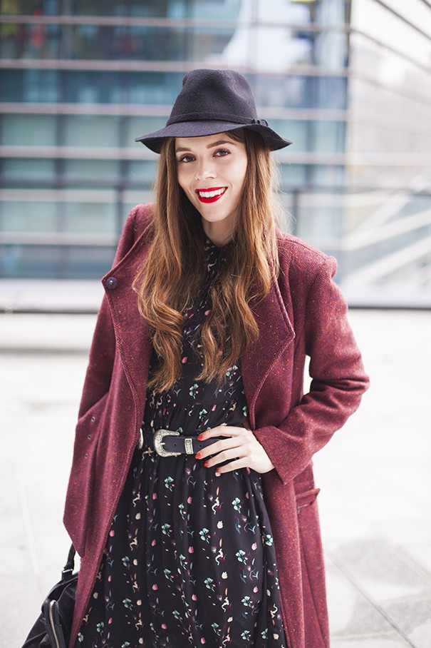 vestito con cappotto fucsia cappotto per l'inverno