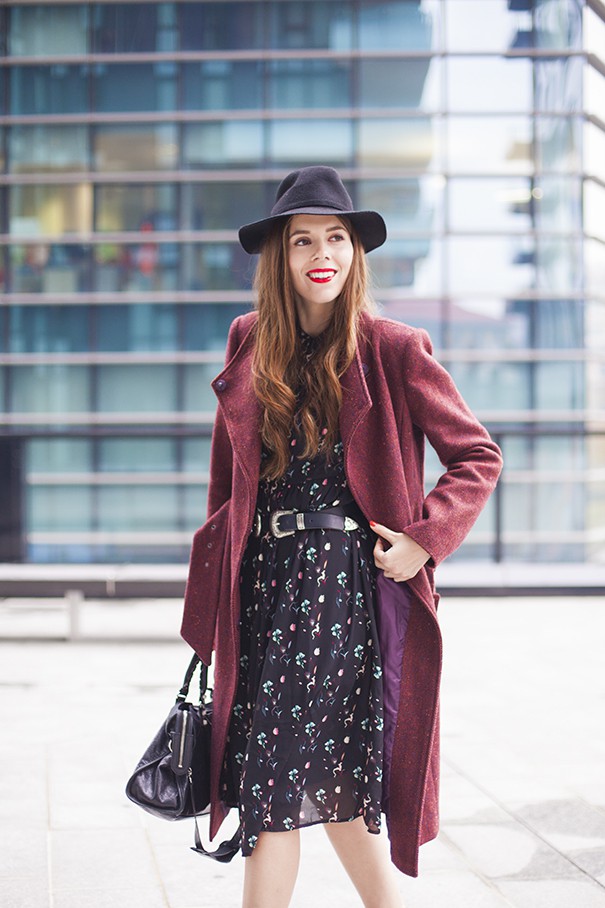 vestito con cappotto fucsia cappotto per l'inverno