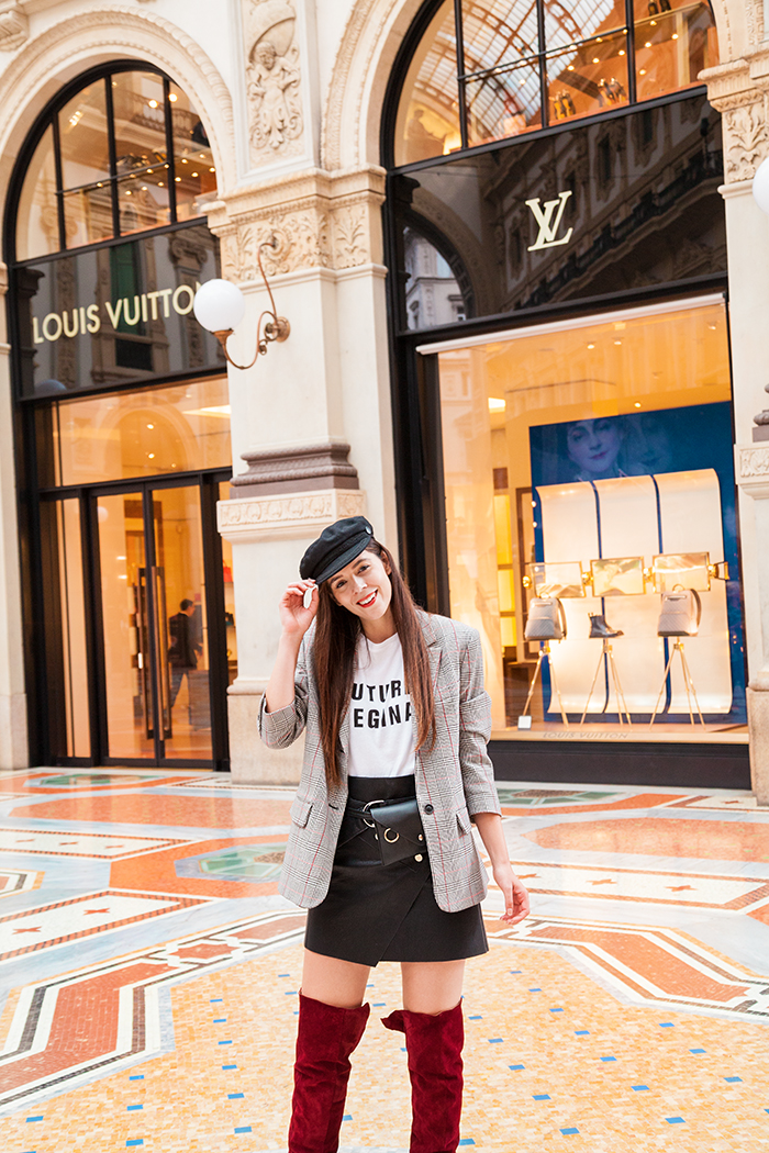 look con stivali rossi