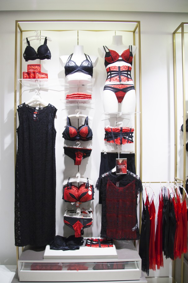collezione intimo yamamay natalizia