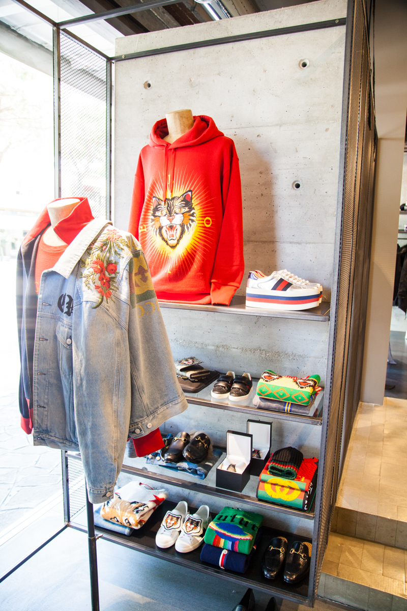 Negozi online abbigliamento e accessori luxury:Julian Fashion!