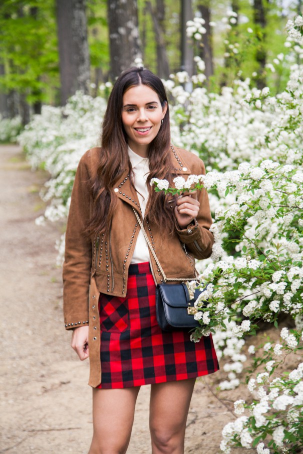 outfit con mini gonna tartan