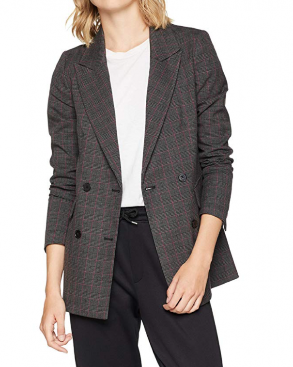 giacca spalle imbottite COSA ACQUISTARE AI SALDI INVERNO 2019 giacca spalle imbottite COSA ACQUISTARE AI SALDI INVERNO 2019