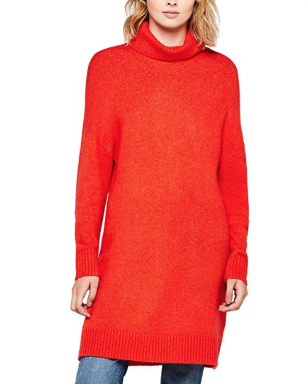 maglione rosso a collo alto